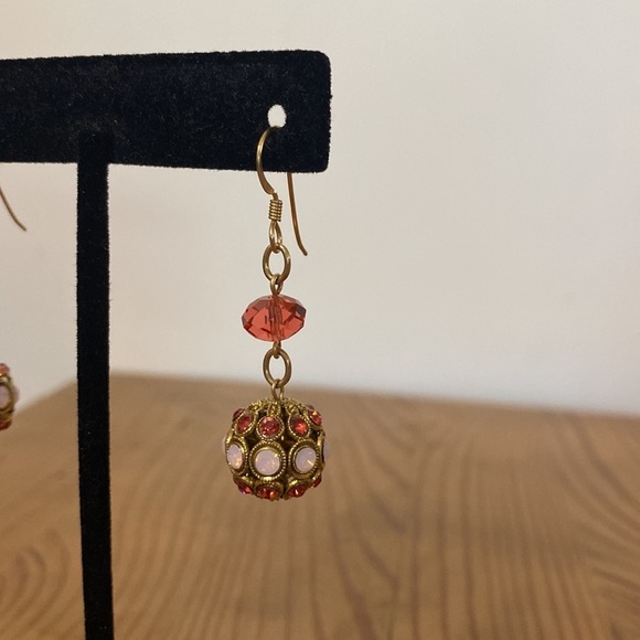 Gold Tone & Bead Dangle Earrings - Picture 2 of 8